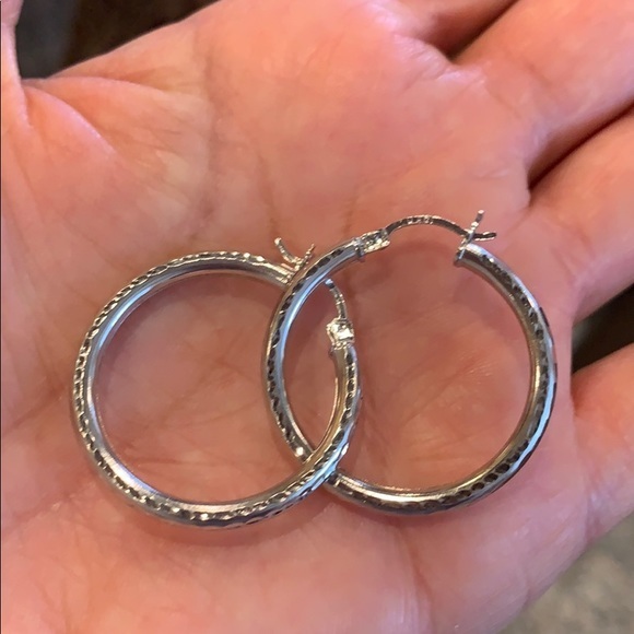 Jewelry - 14K White Gold 1.25 inches Hoop Earrings 3mm